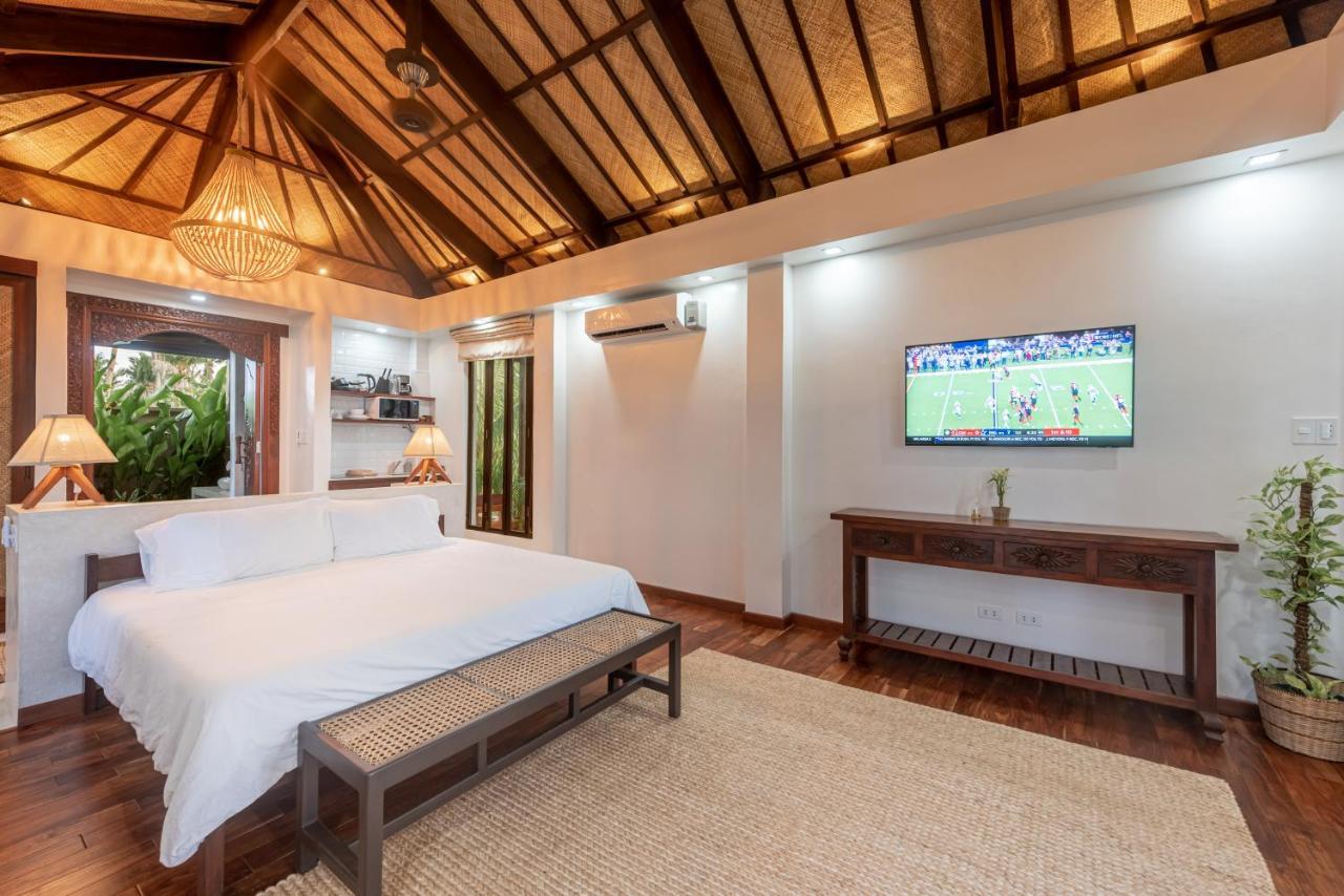 Villa Juan - A Beach Front Villa In General Luna Siargao Extérieur photo