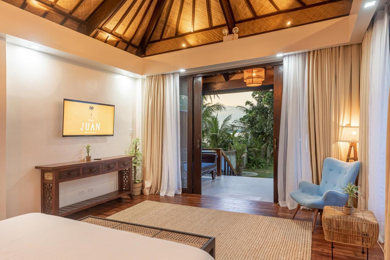 Villa Juan - A Beach Front Villa In General Luna Siargao Extérieur photo
